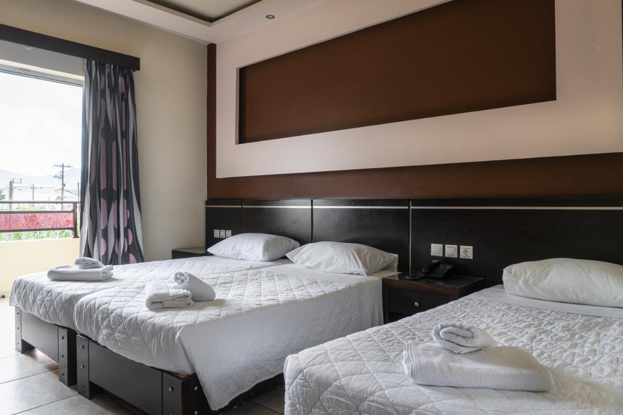 Canadian Hotel Laganas Eksteriør billede
